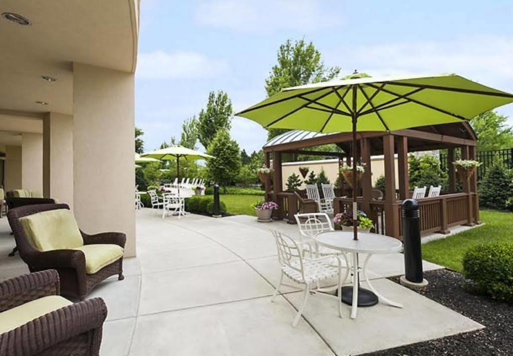 Courtyard Lancaster Hotel Fertility Eksteriør billede